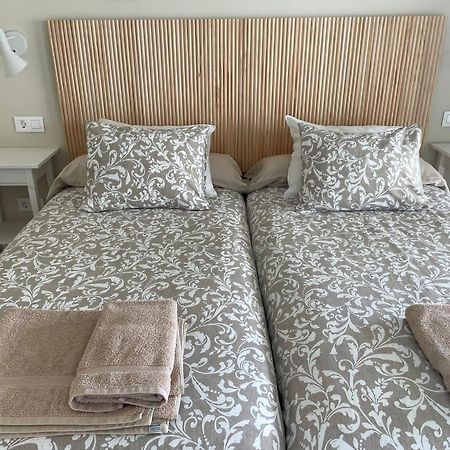 Apartamento En Primera Linea/Beachfront Apartment Fuengirola Zewnętrze zdjęcie