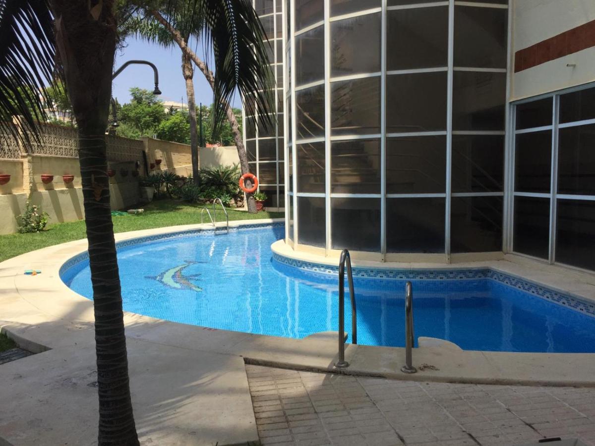 Apartamento En Primera Linea/Beachfront Apartment Fuengirola Zewnętrze zdjęcie