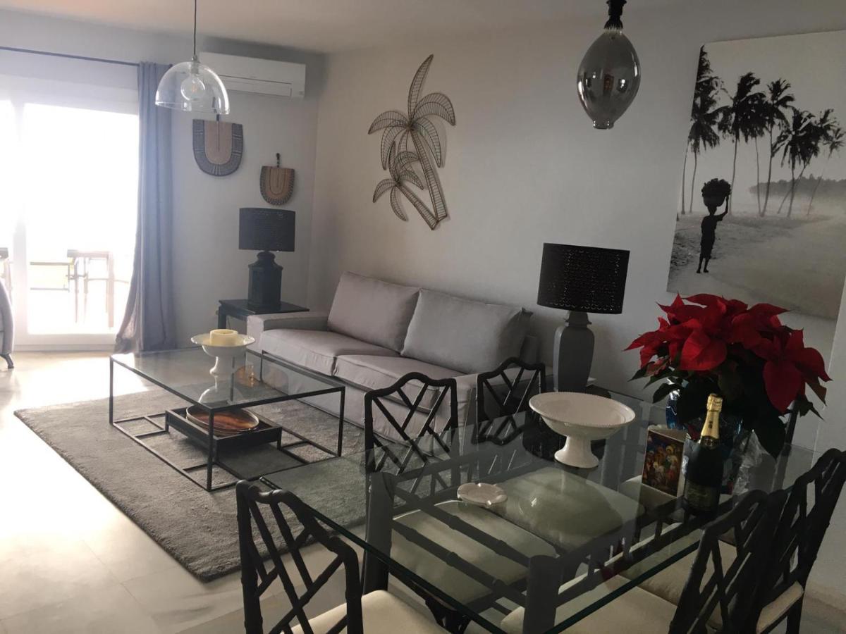 Apartamento En Primera Linea/Beachfront Apartment Fuengirola Zewnętrze zdjęcie