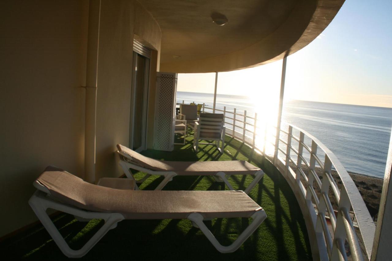 Apartamento En Primera Linea/Beachfront Apartment Fuengirola Zewnętrze zdjęcie