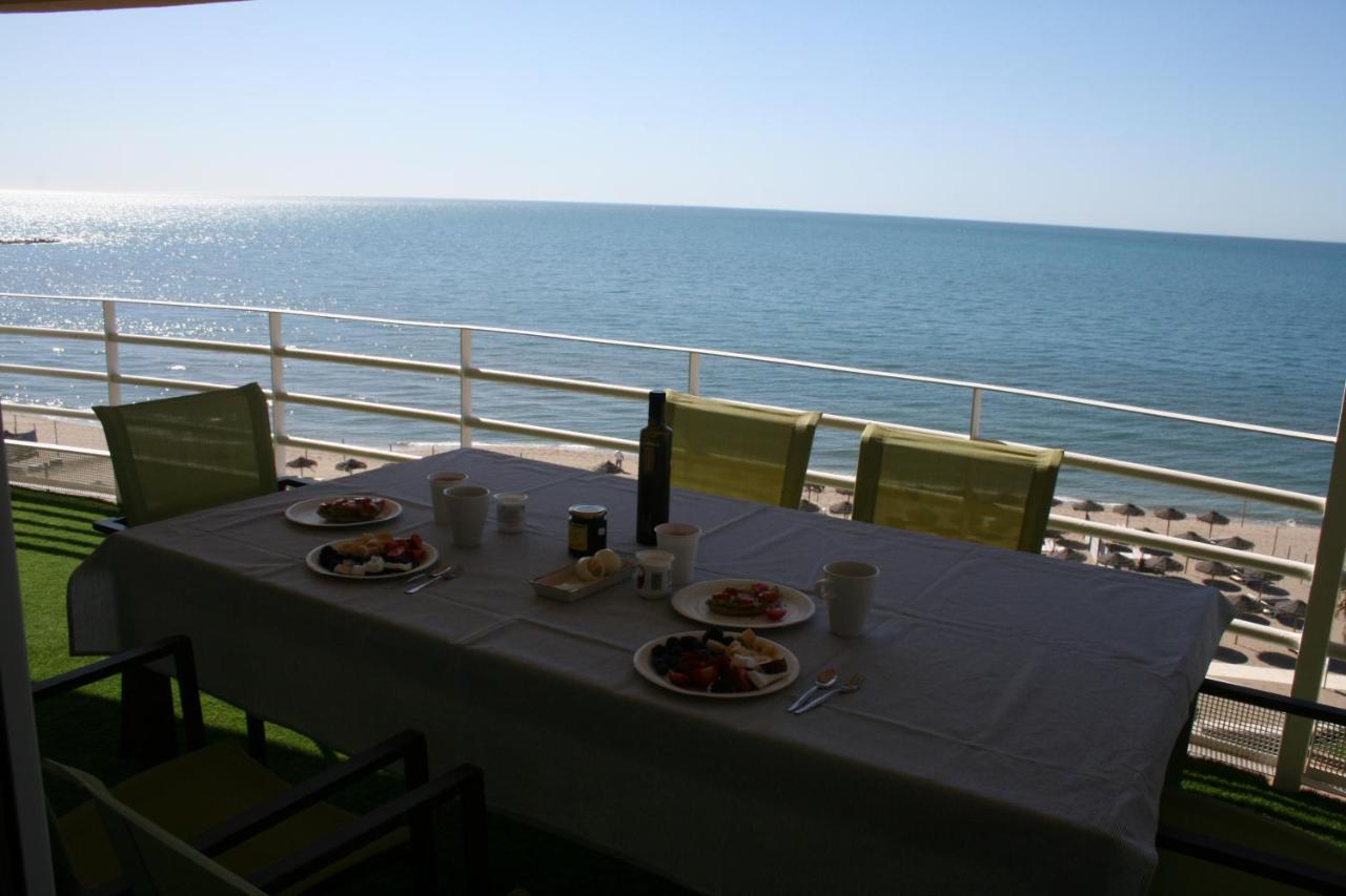 Apartamento En Primera Linea/Beachfront Apartment Fuengirola Zewnętrze zdjęcie
