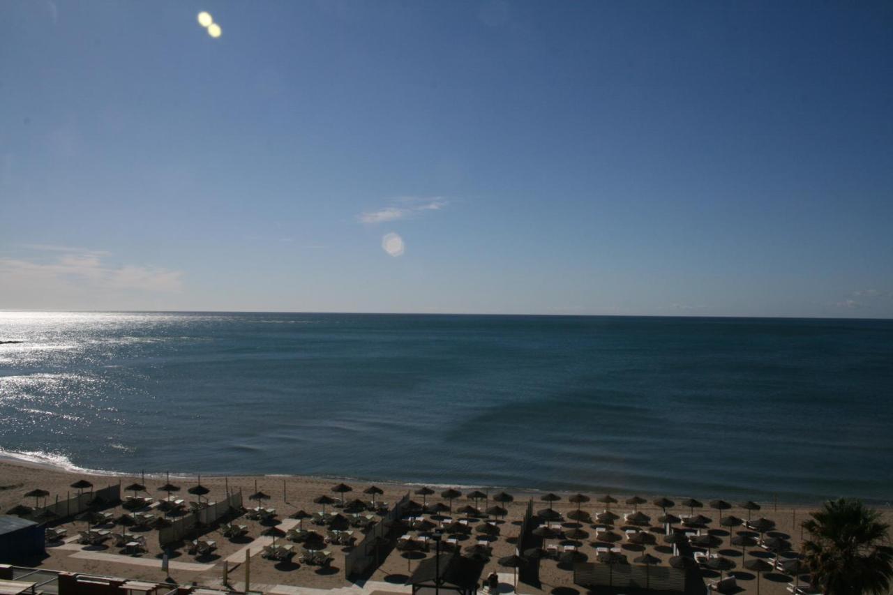 Apartamento En Primera Linea/Beachfront Apartment Fuengirola Zewnętrze zdjęcie