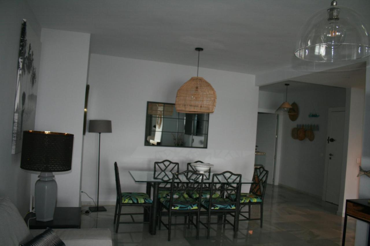 Apartamento En Primera Linea/Beachfront Apartment Fuengirola Zewnętrze zdjęcie