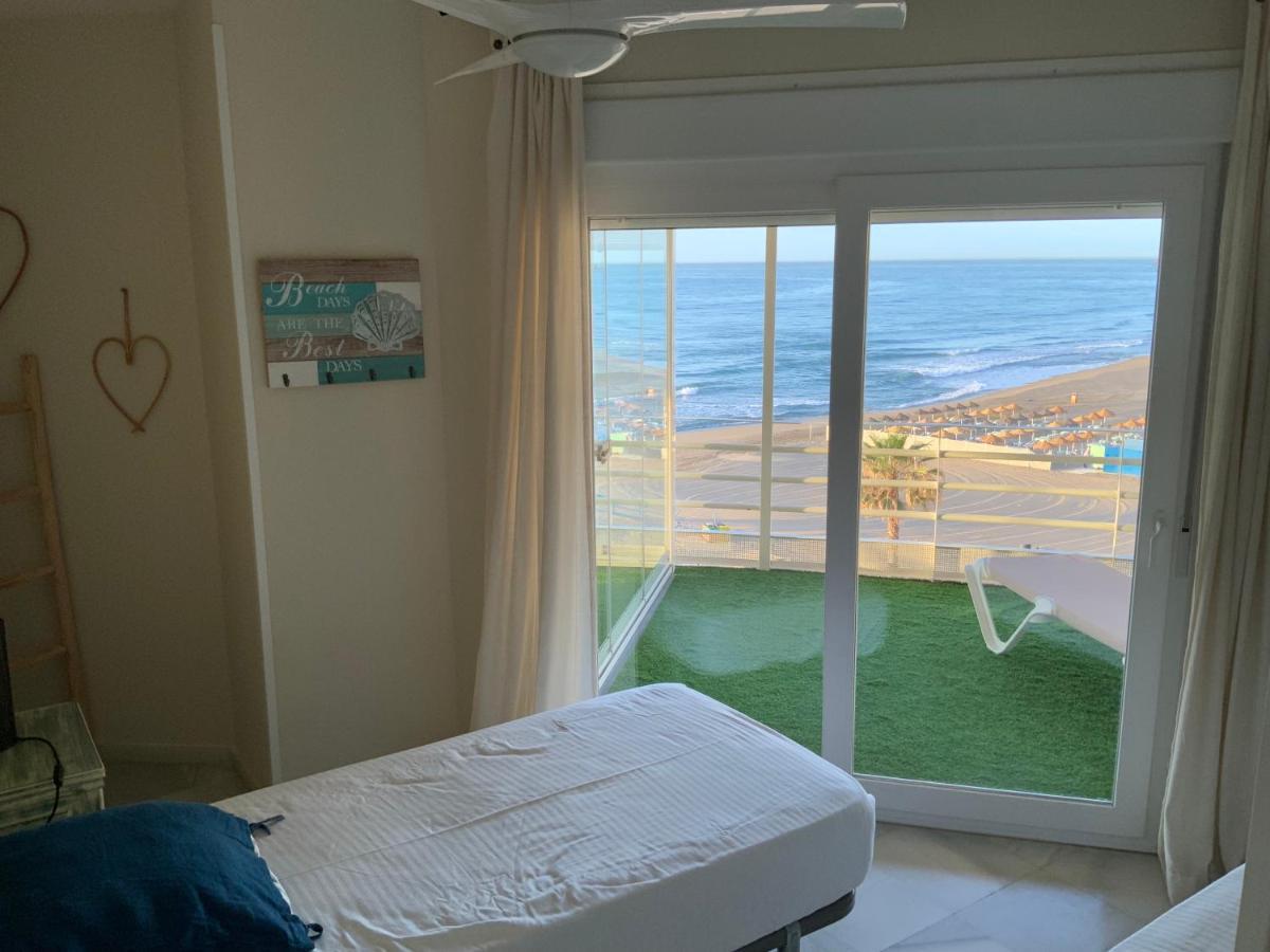 Apartamento En Primera Linea/Beachfront Apartment Fuengirola Zewnętrze zdjęcie
